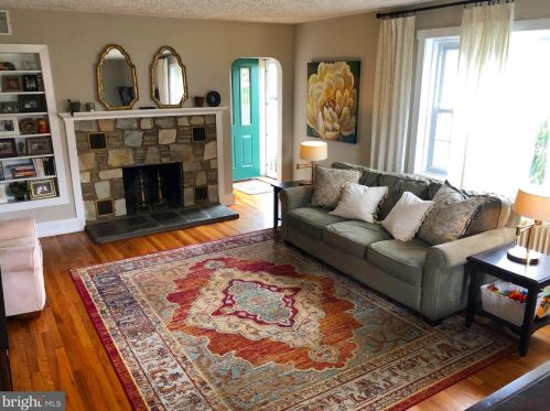 237 Bentley Ave, Trenton, NJ 08619-3723