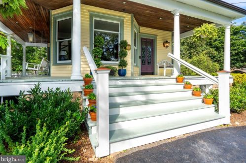 8909 1st Ave, Silver Spring, MD 20910-2215