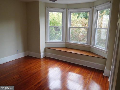 8104 Ardleigh St, Philadelphia PA 19118-3415 exterior