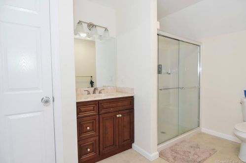 47 Windermere Vlg Rd, Ellington CT exterior