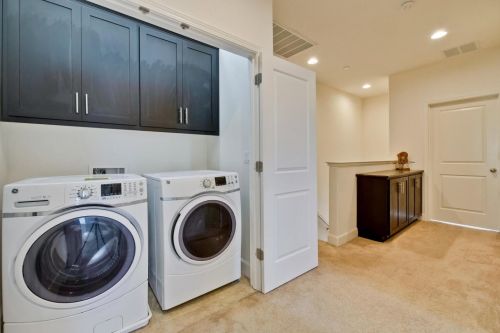 1924 Lee Way, Milpitas CA 95035-9014 exterior