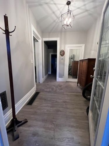 440 Forest Ave, Pittsburgh PA  15202-3202 exterior