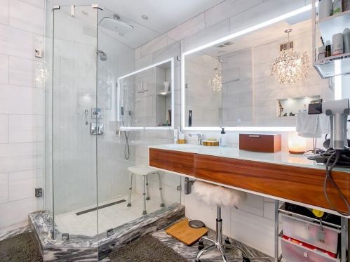 591 Luzon Ave, Tampa FL 33606-3623 exterior