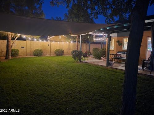 16450 47 Pl, Phoenix AZ 85018-2905 exterior