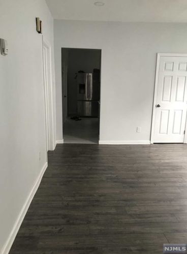 38 Goshen St, Paterson NJ 07503-2208 exterior