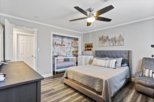 431 Lewis St, Turlock CA  95380-5828 exterior