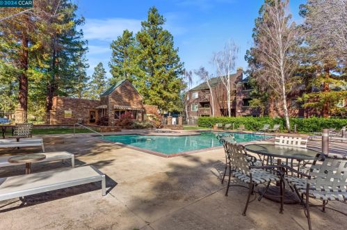 710 Teatree Ct, San Jose CA 95128-4725 exterior