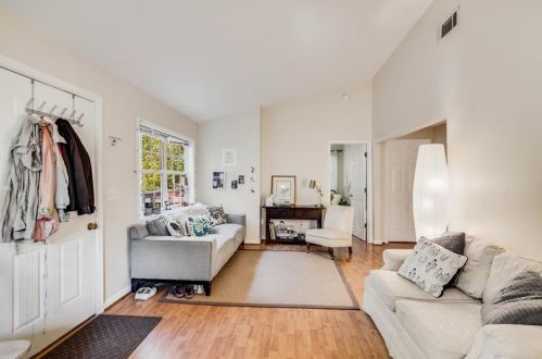 1585 Marlbrook Dr, Atlanta GA 30307-1719 exterior