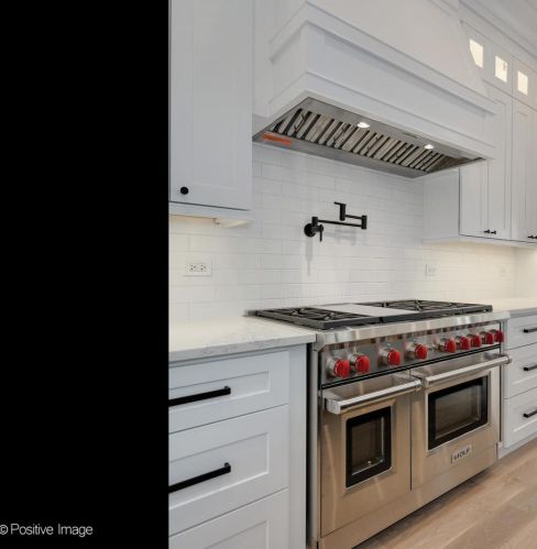 1943 Honore St, Chicago IL  60622-1044 exterior