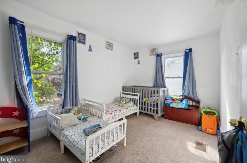 403 6 St, Darby PA 19023-2304 exterior