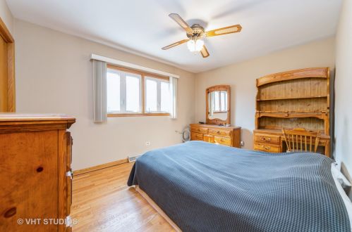 4807 Chester Ave, Chicago IL 60706-2927 exterior