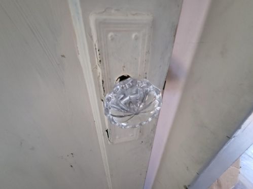 4651 48, Milwaukee WI 53220-4113 exterior