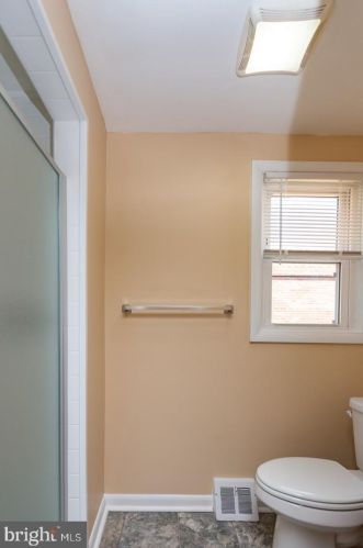 4032 Gideon Rd, Chester PA 19015-1906 exterior