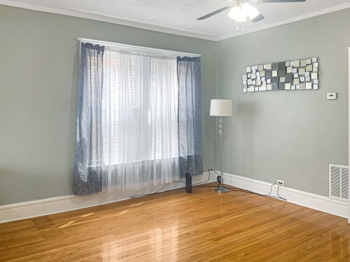 7930 Grn St, Chicago IL 60620-2539 exterior