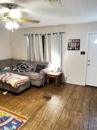 705 Crawford St, Denison TX  75020-4407 exterior