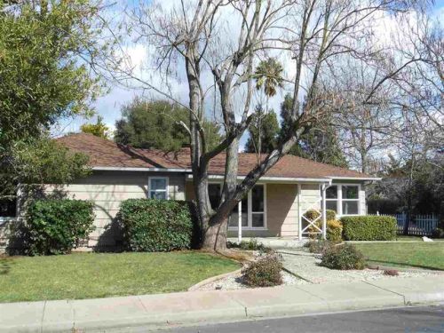 1840 Clayton Way, Concord CA  94519-1744 exterior