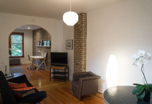 1424 Warner Ave, Chicago IL 60618-2314 exterior