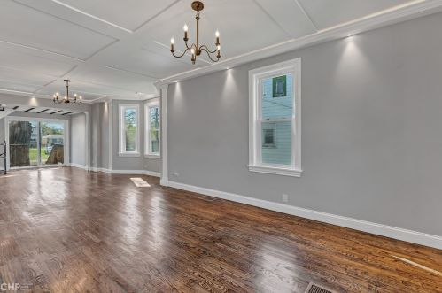 6749 Damen Ave, Chicago IL  60636-3204 exterior