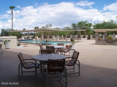 225 Mora Dr, Green Valley AZ 85614-4318 exterior