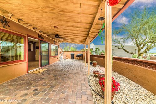 616 Fremont Cir, Green Valley AZ 85614-1940 exterior