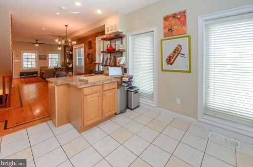 720 Marvine St, Philadelphia PA 19141-3417 exterior