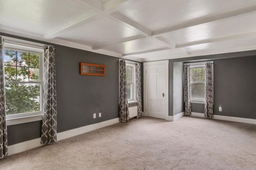 4 Forrest St, Plaistow NH 03865-2610 exterior