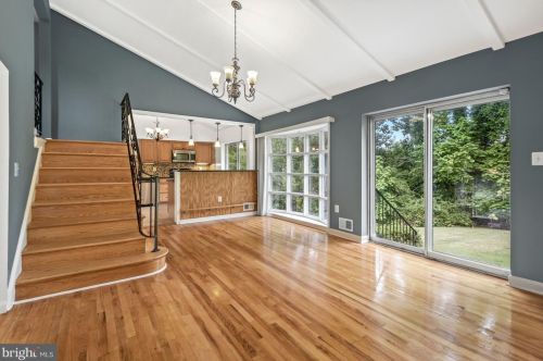 11008 Wheeler Dr, Silver Spring MD 20901-4426 exterior