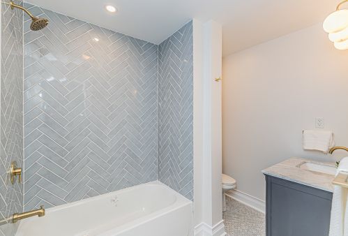 2311 Foster Ave, Chicago IL  60625-1825 exterior