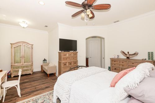 6117 Kendra Ln, Fort Pierce FL 34983-4140 exterior