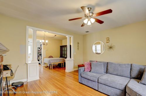 17 Locust Ave, West Long Branch NJ  07764-1547 exterior