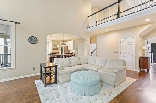 7105 Devonhall Way, Duluth GA 30097-7128 exterior