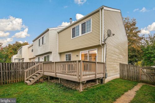 7813 Havenside Ter, Rockville MD 20855-2261 exterior