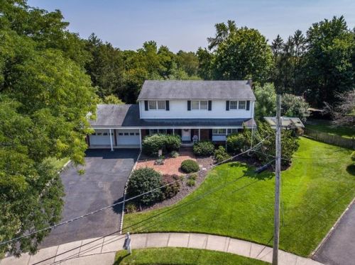 12 Irene Ct, Edison, NJ 08820-1024