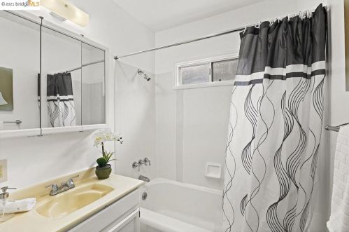 518 Adams, Berkeley CA 94706-1614 exterior