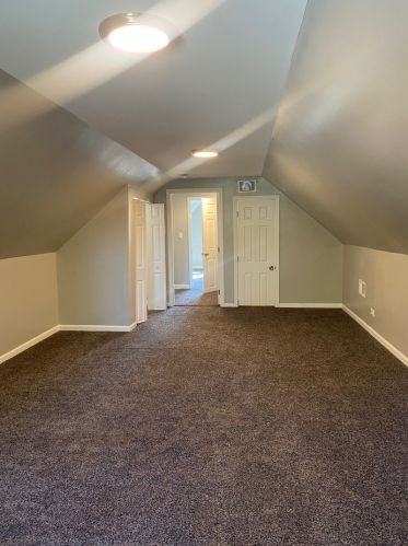 1701 85 St, Chicago IL 60617-2212 exterior