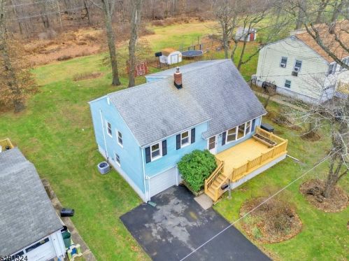 18 Alan Ln, Dover, NJ 07803-3004