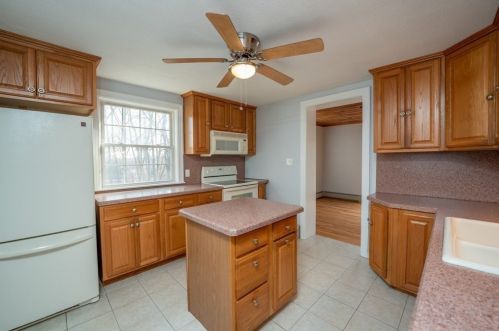 119 Highland Ave, West Springfield MA 01089-1017 exterior