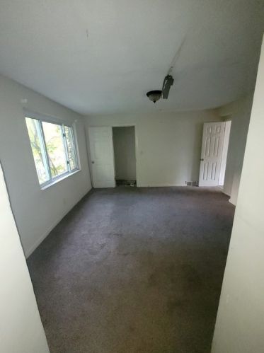 153 Jucunda St, Pittsburgh PA 15210-1658 exterior