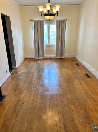 1226 3 St, Duluth MN 55805-1727 exterior