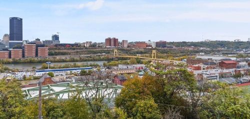 622 Windom St, Pittsburgh PA 15203-1335 exterior