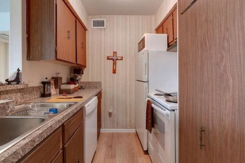 708 Dean Keeton St, Austin, TX 78705-3201