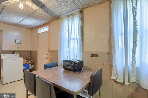 25 Plum St, Lancaster PA 17602-2724 exterior