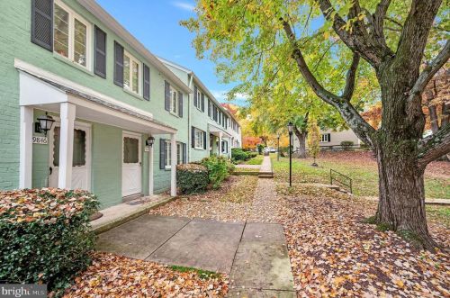 9846 Hollow Glen Pl, Silver Spring, MD 20910-1138