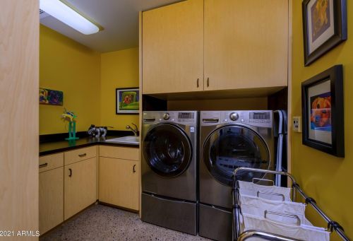 5625 7th Ave, Phoenix AZ 85013-3043 exterior