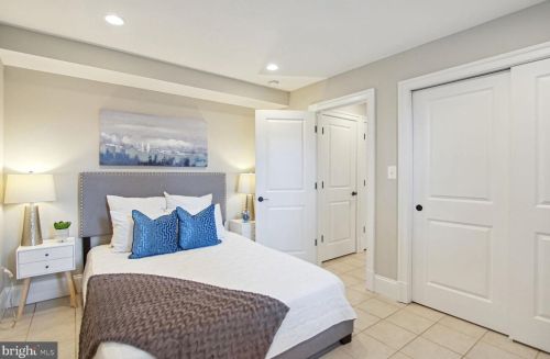 623 6 St, Washington DC 20024-2693 exterior