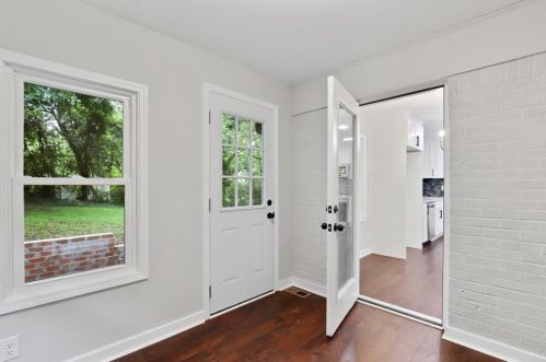 2846 Meadowview Dr, Atlanta GA  30316-4358 exterior