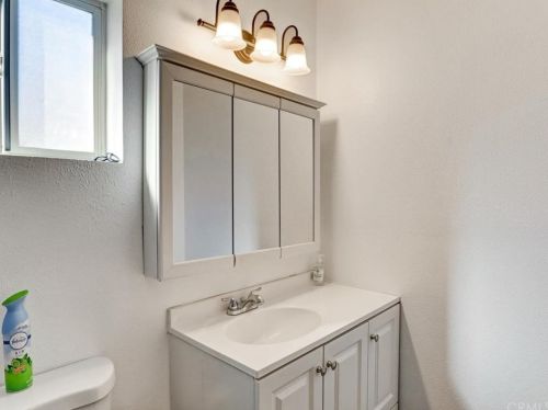 24 A St, Perris CA 92570-1962 exterior