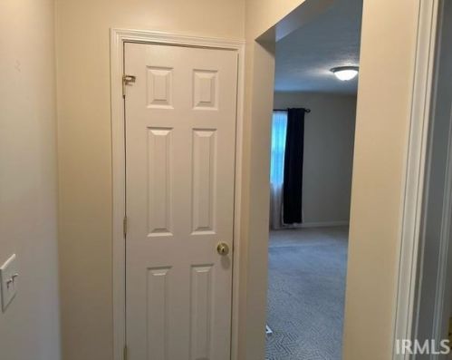 1005 Geyer Ave, Mishawaka IN 46544-4335 exterior