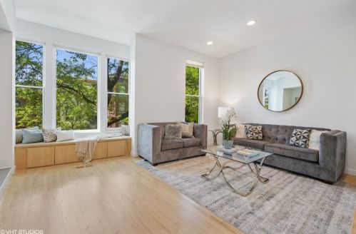 2125 Clifton Ave, Chicago IL  60614-4115 exterior