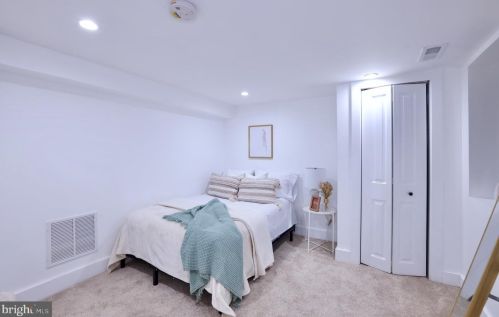 3016 Thayer St, Washington DC  20018-2505 exterior